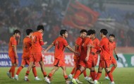 开云体育中心-U17国足晋级世少赛！媒体人热议：先庆祝账慢慢算，赶紧换帅吧